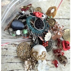 Assorted Craft Jewelry Making Supplies Charms Beads Pendants Buttons